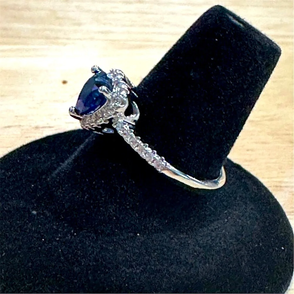 Simulated‎ Sapphire Heart Halo Ring 925 Sterling Silver Size 7.75